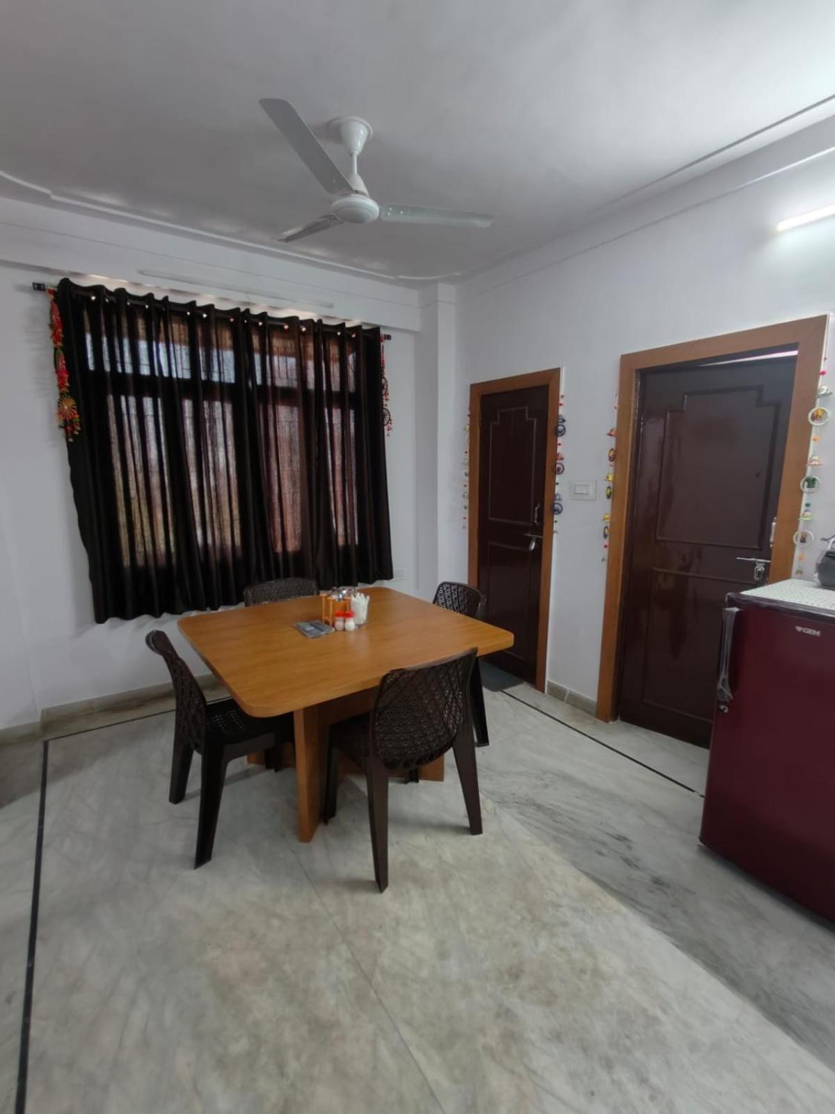 Rk Homestay Ουνταϊπούρ Εξωτερικό φωτογραφία